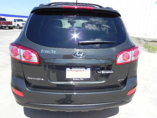 2012 Hyundai Santa Fe Grand 119 Ltd Avail