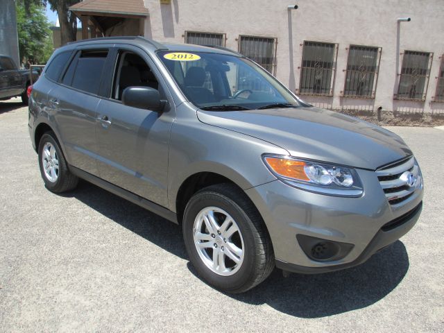 2012 Hyundai Santa Fe Xls-sharp