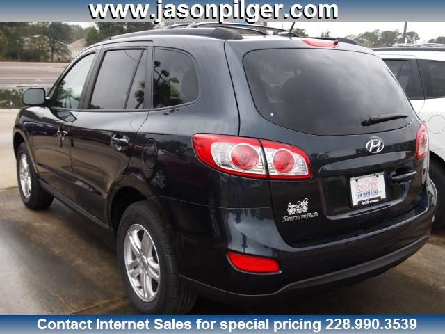 2012 Hyundai Santa Fe FWD 4dr Sport