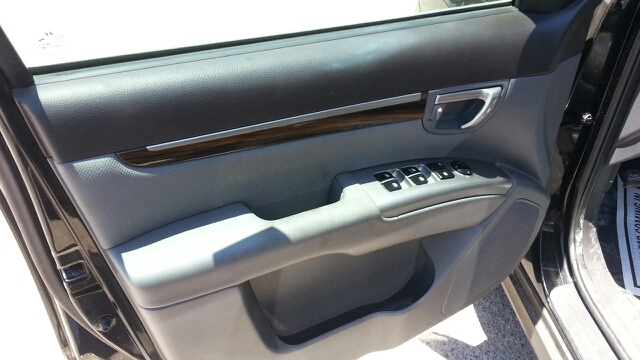 2012 Hyundai Santa Fe XR W/ RES