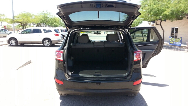 2012 Hyundai Santa Fe XR W/ RES