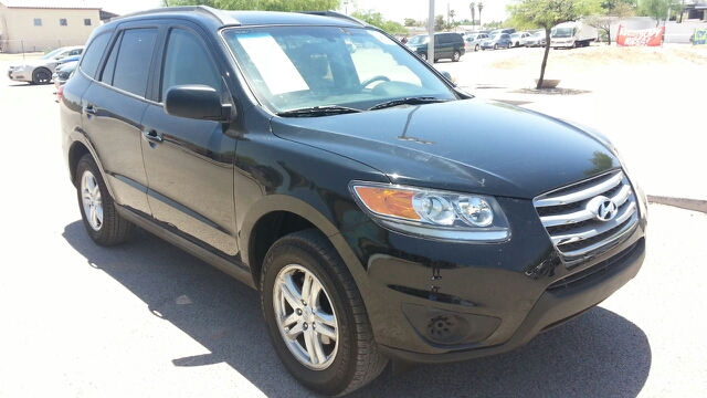 2012 Hyundai Santa Fe XR W/ RES