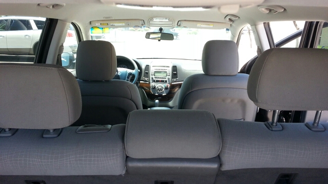 2012 Hyundai Santa Fe XR W/ RES