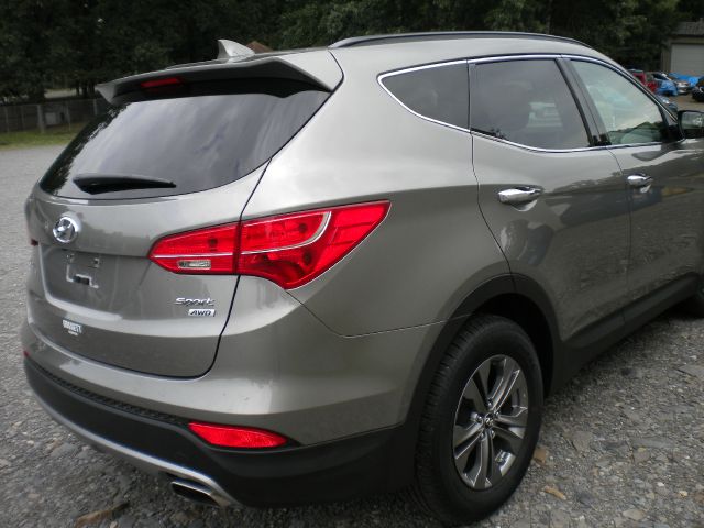 2013 Hyundai Santa Fe SES (SE SVG) 1300 Down