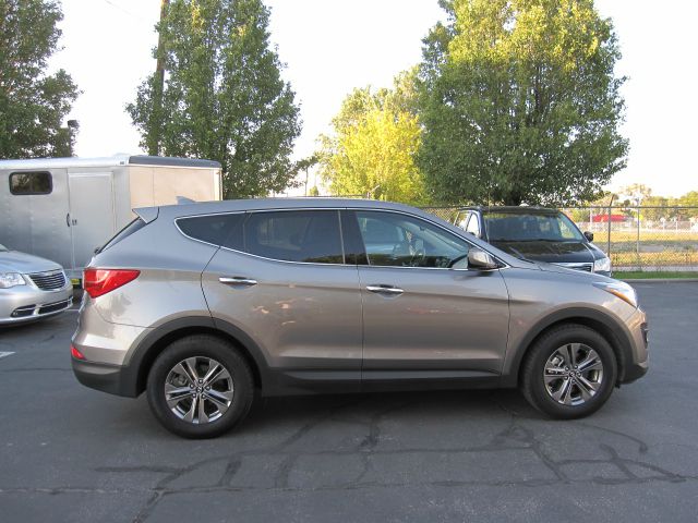 2013 Hyundai Santa Fe SES (SE SVG) 1300 Down