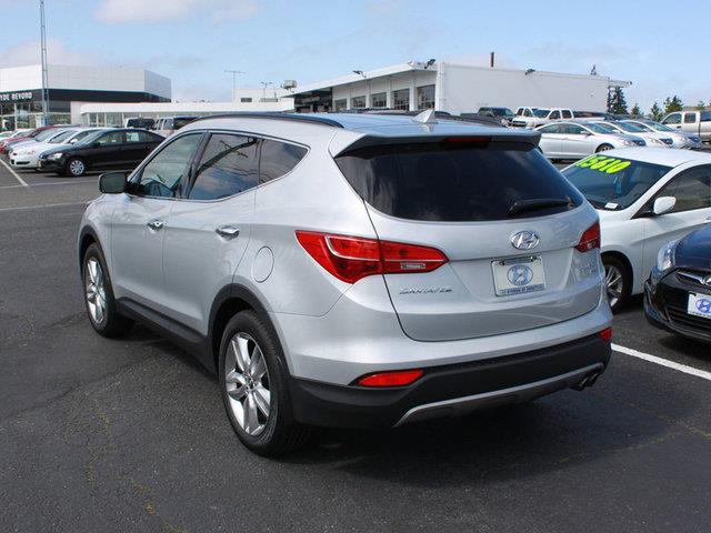 2013 Hyundai Santa Fe Leather - Sunroof
