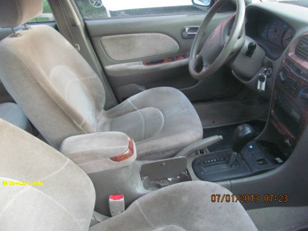 2000 Hyundai Sonata FWD 4dr Sport