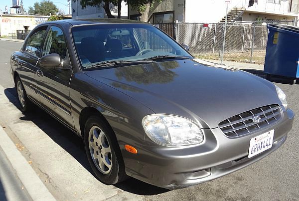 2000 Hyundai Sonata FWD 4dr Sport