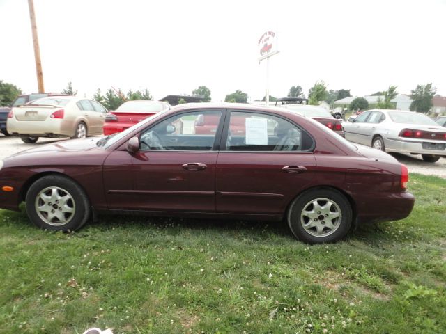 2000 Hyundai Sonata FWD 4dr Sport