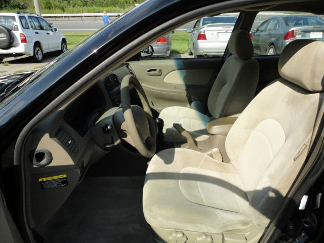 2001 Hyundai Sonata Base