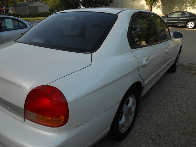 2001 Hyundai Sonata GL Manual W/siab