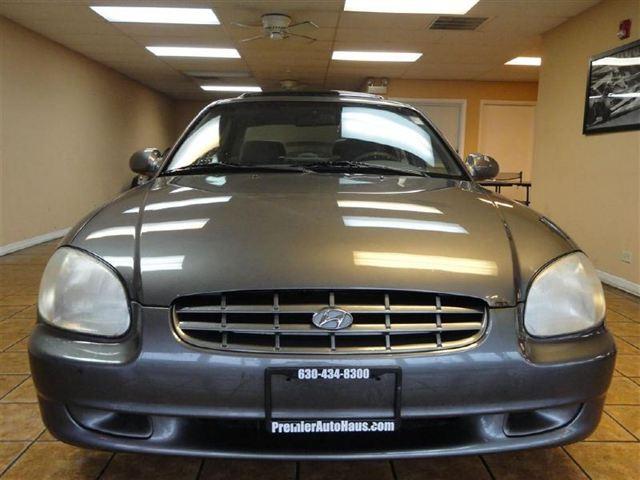 2001 Hyundai Sonata Standard 4X4 Hardtop