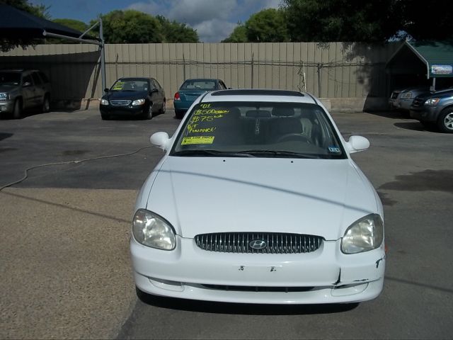 2001 Hyundai Sonata FWD 4dr Sport