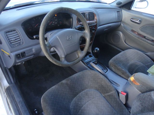 2001 Hyundai Sonata FWD 4dr Sport