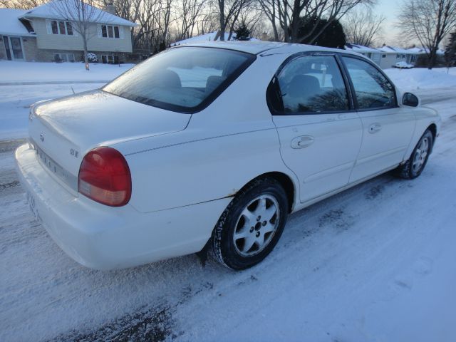 2001 Hyundai Sonata FWD 4dr Sport
