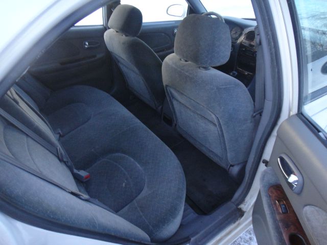 2001 Hyundai Sonata FWD 4dr Sport
