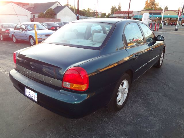2001 Hyundai Sonata Unknown