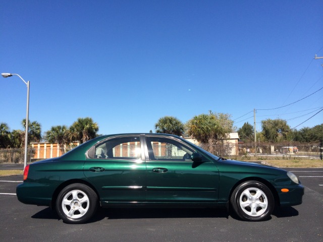 2001 Hyundai Sonata S Sedan