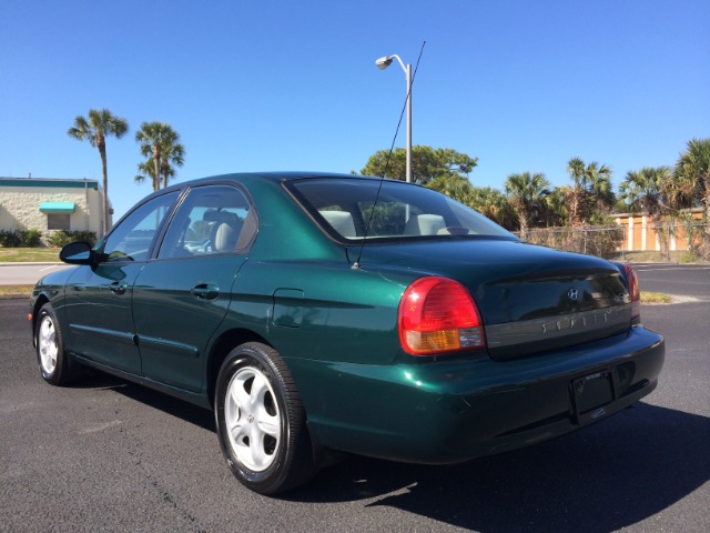 2001 Hyundai Sonata S Sedan
