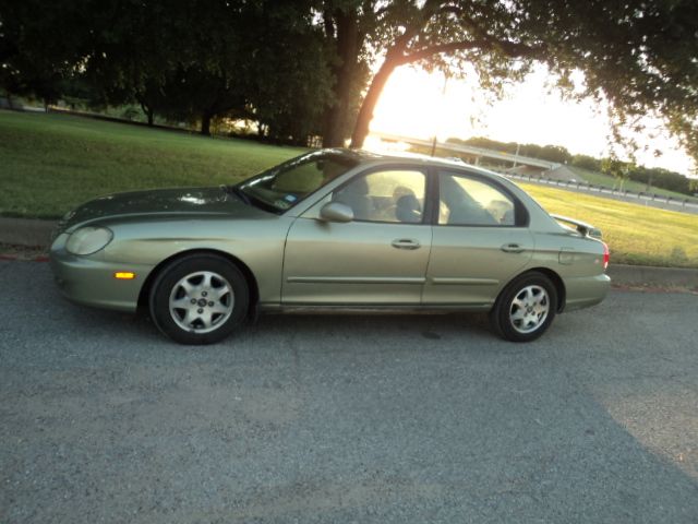2002 Hyundai Sonata FWD 4dr Sport