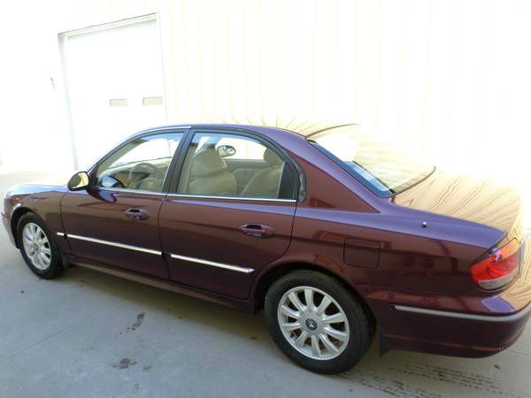 2002 Hyundai Sonata FWD 4dr Sport