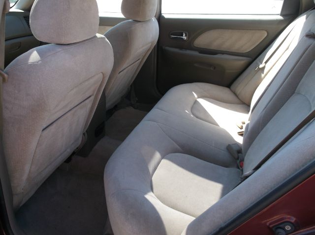 2002 Hyundai Sonata Base