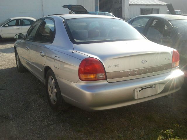 2002 Hyundai Sonata FWD 4dr Sport