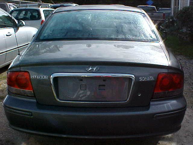 2002 Hyundai Sonata Base