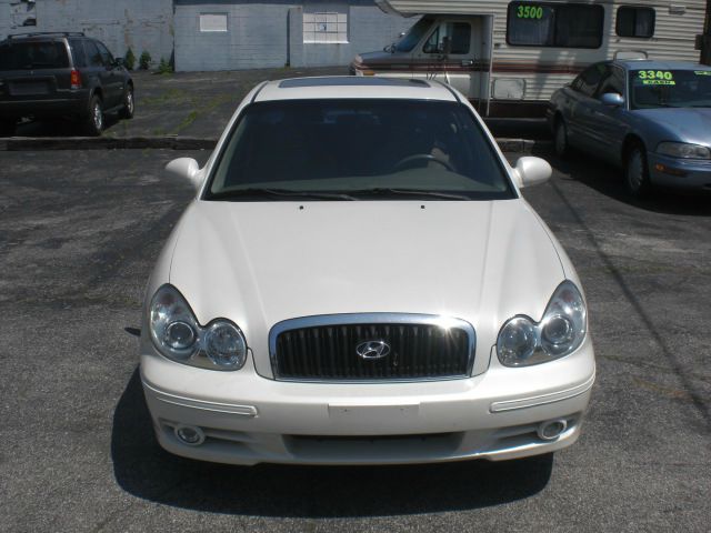 2002 Hyundai Sonata Base