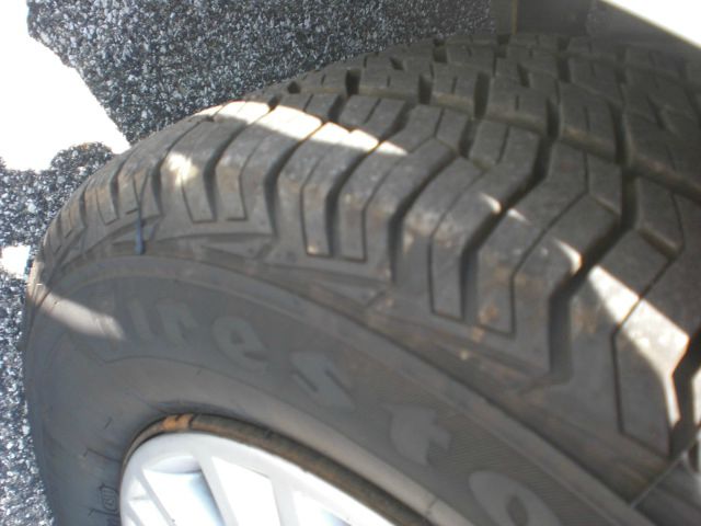 2002 Hyundai Sonata Base