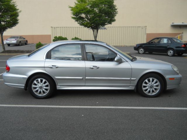 2002 Hyundai Sonata FWD 4dr Sport