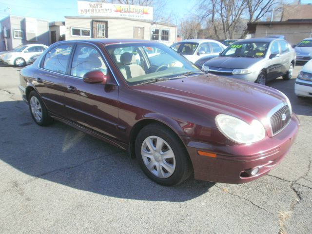 2002 Hyundai Sonata Base