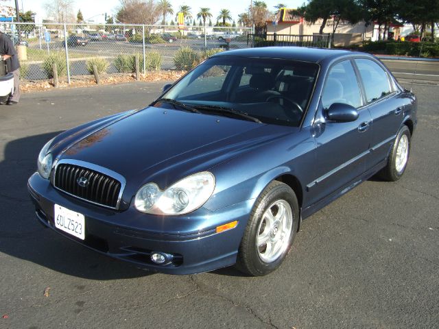 2002 Hyundai Sonata FWD 4dr Sport