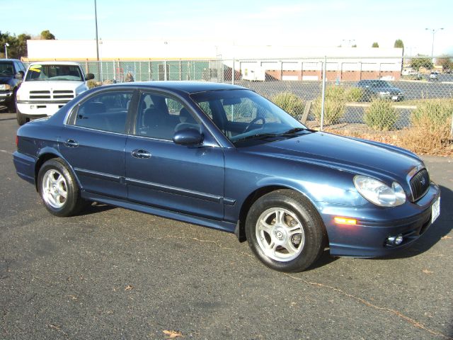 2002 Hyundai Sonata FWD 4dr Sport