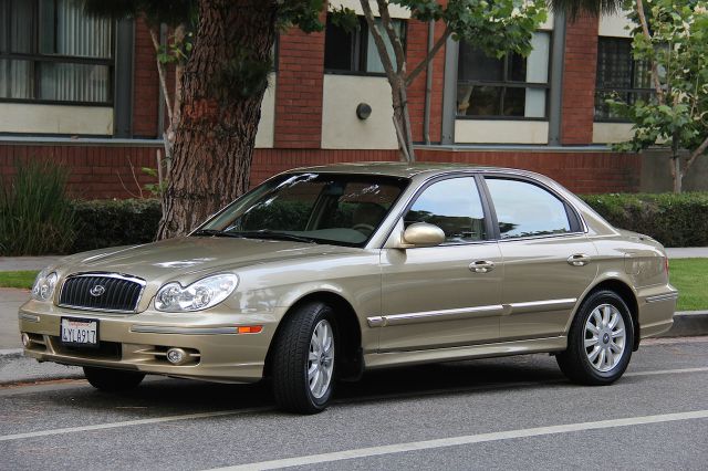 2002 Hyundai Sonata 4WGN