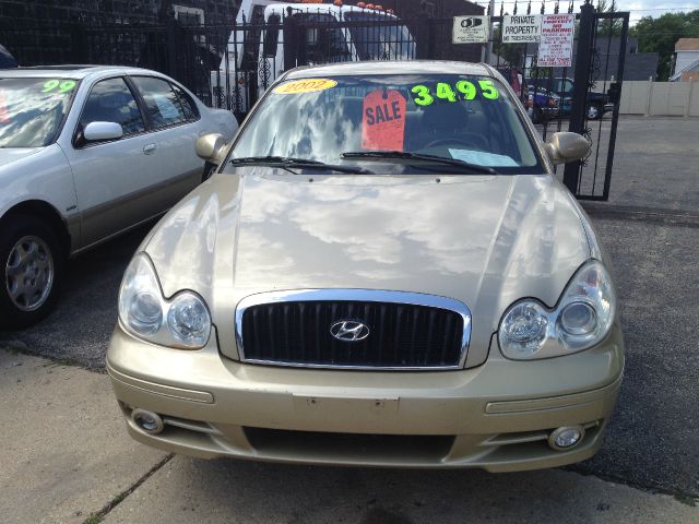 2002 Hyundai Sonata Base