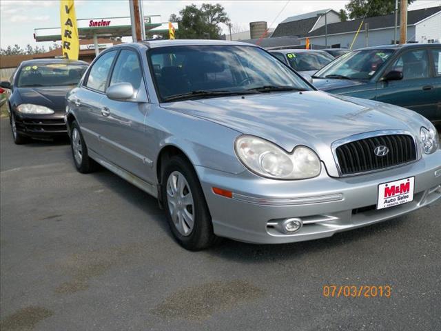 2002 Hyundai Sonata Standard 4X4 Hardtop