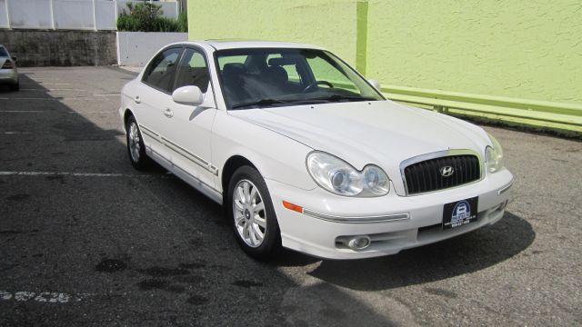 2002 Hyundai Sonata FWD 4dr Sport