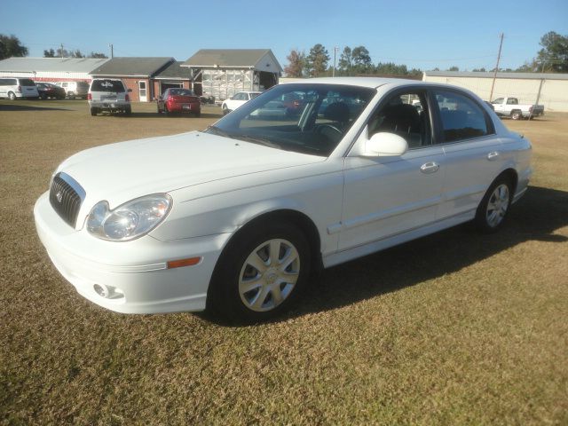 2002 Hyundai Sonata Base