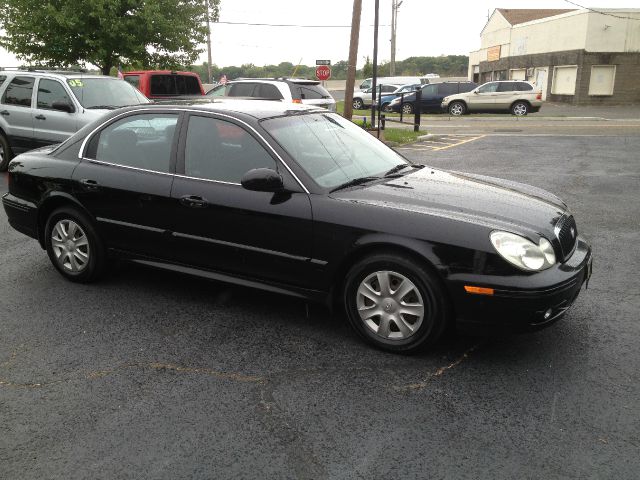2003 Hyundai Sonata Base