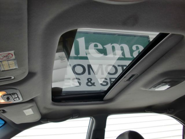 2003 Hyundai Sonata Elk Conversion Van