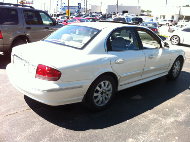 2003 Hyundai Sonata FWD 4dr Sport