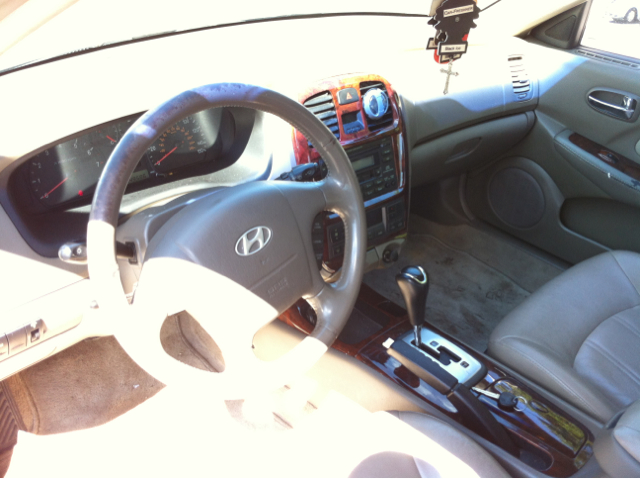2003 Hyundai Sonata FWD 4dr Sport