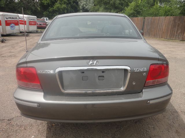 2003 Hyundai Sonata FWD 4dr Sport