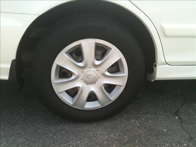 2003 Hyundai Sonata Unknown