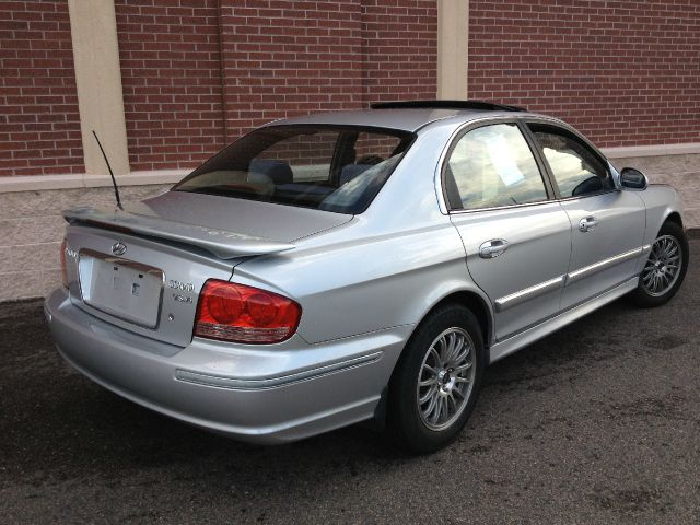 2003 Hyundai Sonata FWD 4dr Sport
