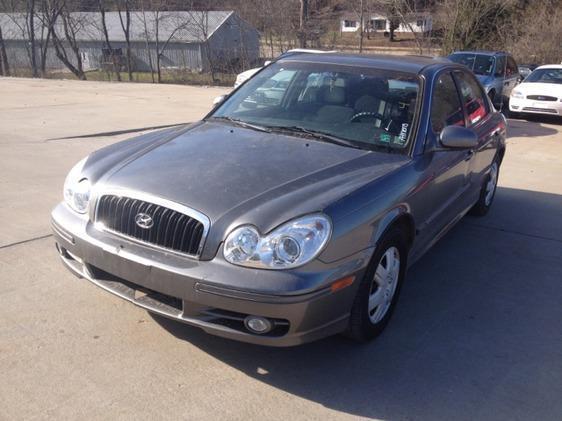 2003 Hyundai Sonata Base