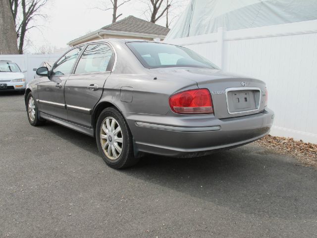 2003 Hyundai Sonata FWD 4dr Sport