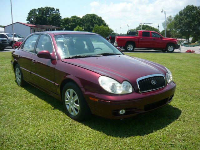 2003 Hyundai Sonata Base