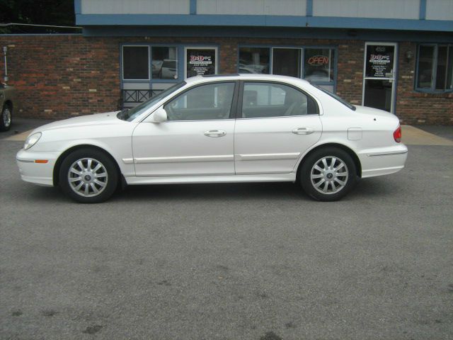2004 Hyundai Sonata FWD 4dr Sport